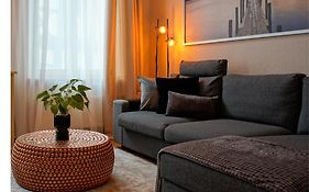 Fewo Sweethome mitten in Lutherstadt Wittenberg - ruhige Seitenstraße - eigener Parkplatz - Einkaufen, Restaurants&Schlosskirche 2 Min zu Fuß - Waschmaschine - Smart-TV - vollausgestattet